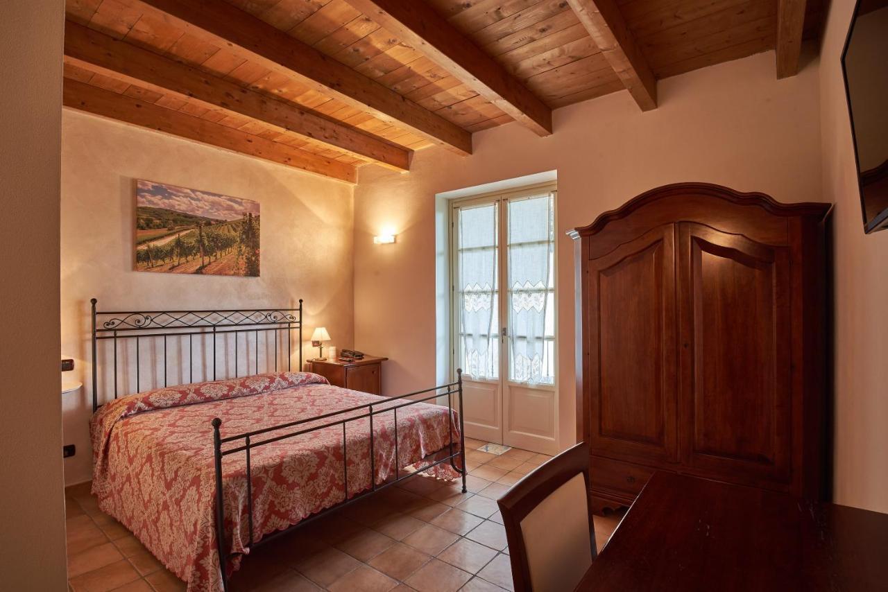 Agriturismo Podere La Piazza Costigliole d'Asti Exterior photo