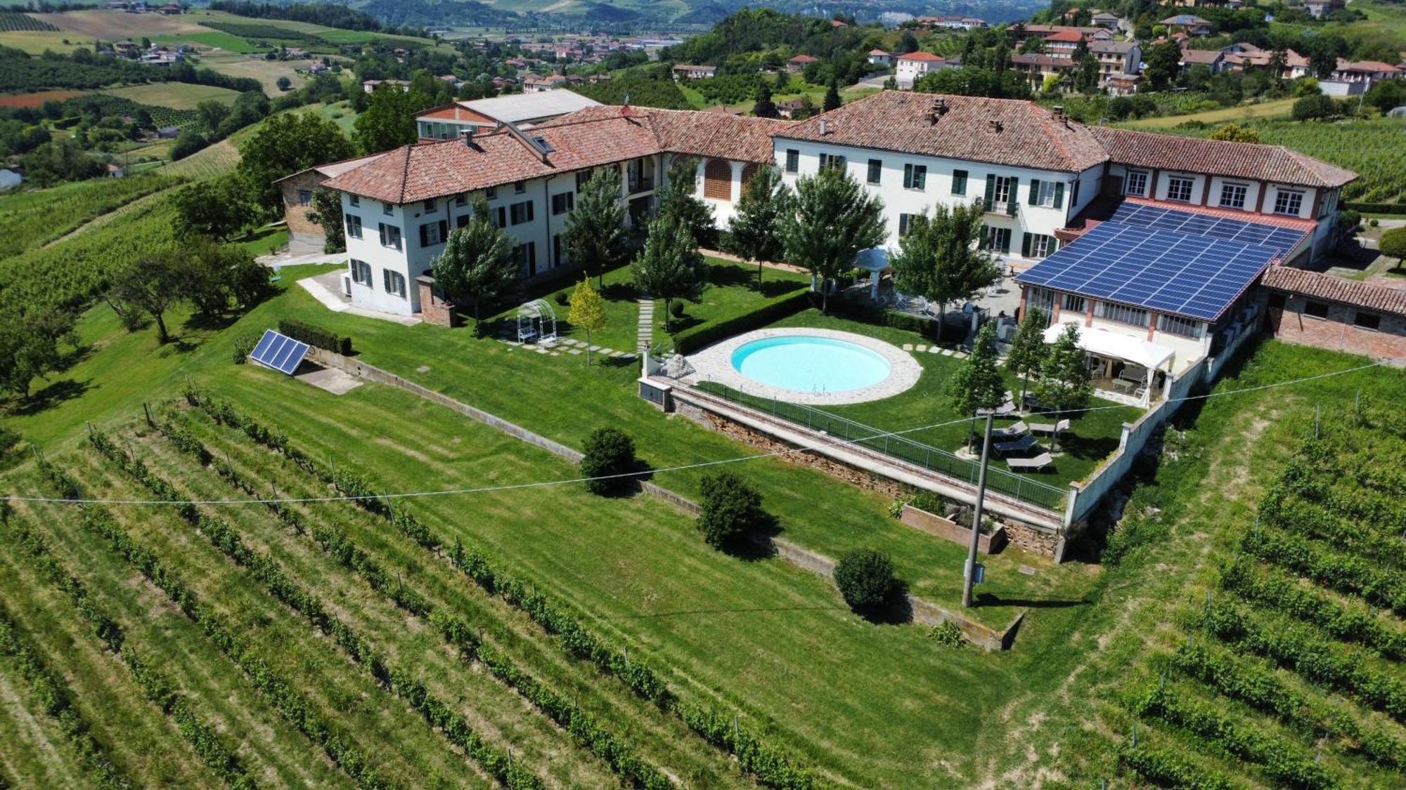Agriturismo Podere La Piazza Costigliole d'Asti Exterior photo